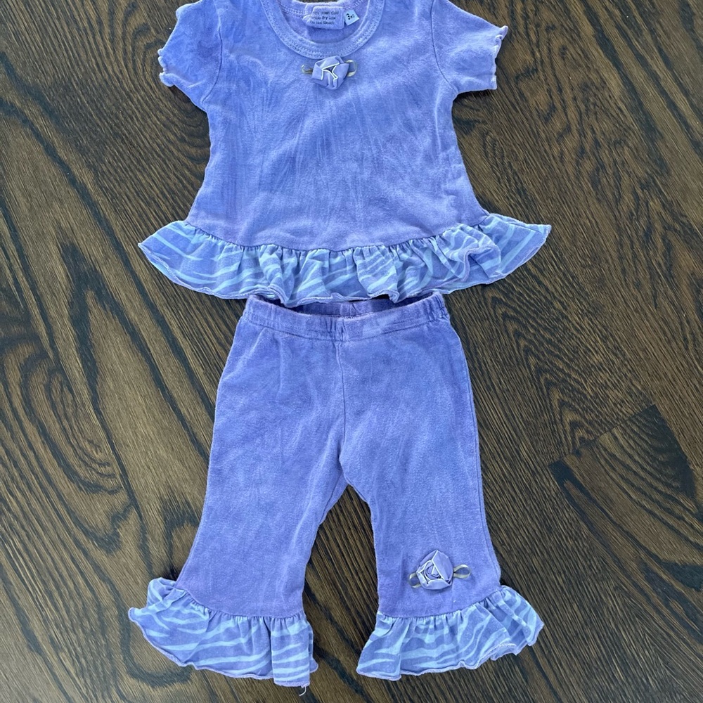 C&C California short sleeve top and pant set.